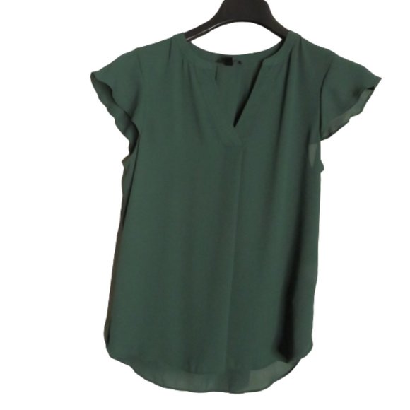 J. Crew Tops - J Crew Green Flutter Sleeve Top sz 6